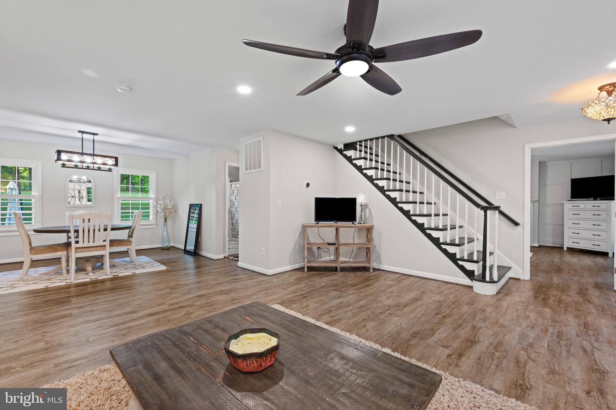 8730 Mapleville Road Mount Airy, MD 21771 - Photo 15 of 91