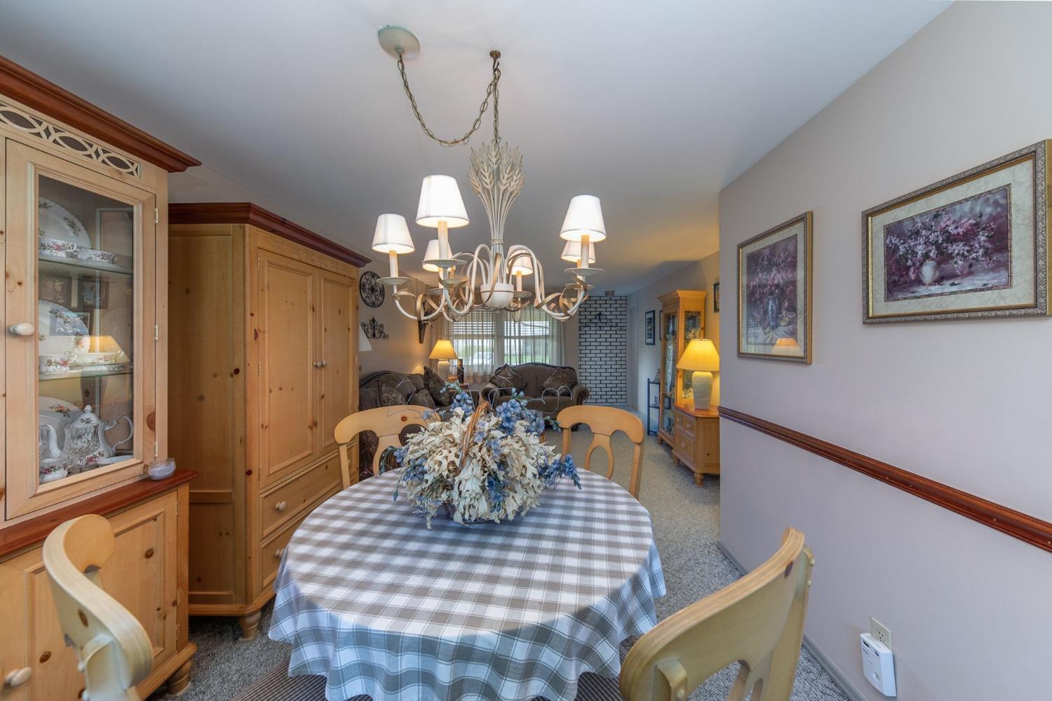 985 East Crescentville Road Springdale, OH 45246 - Photo 9 of 40 Gallery Image 9