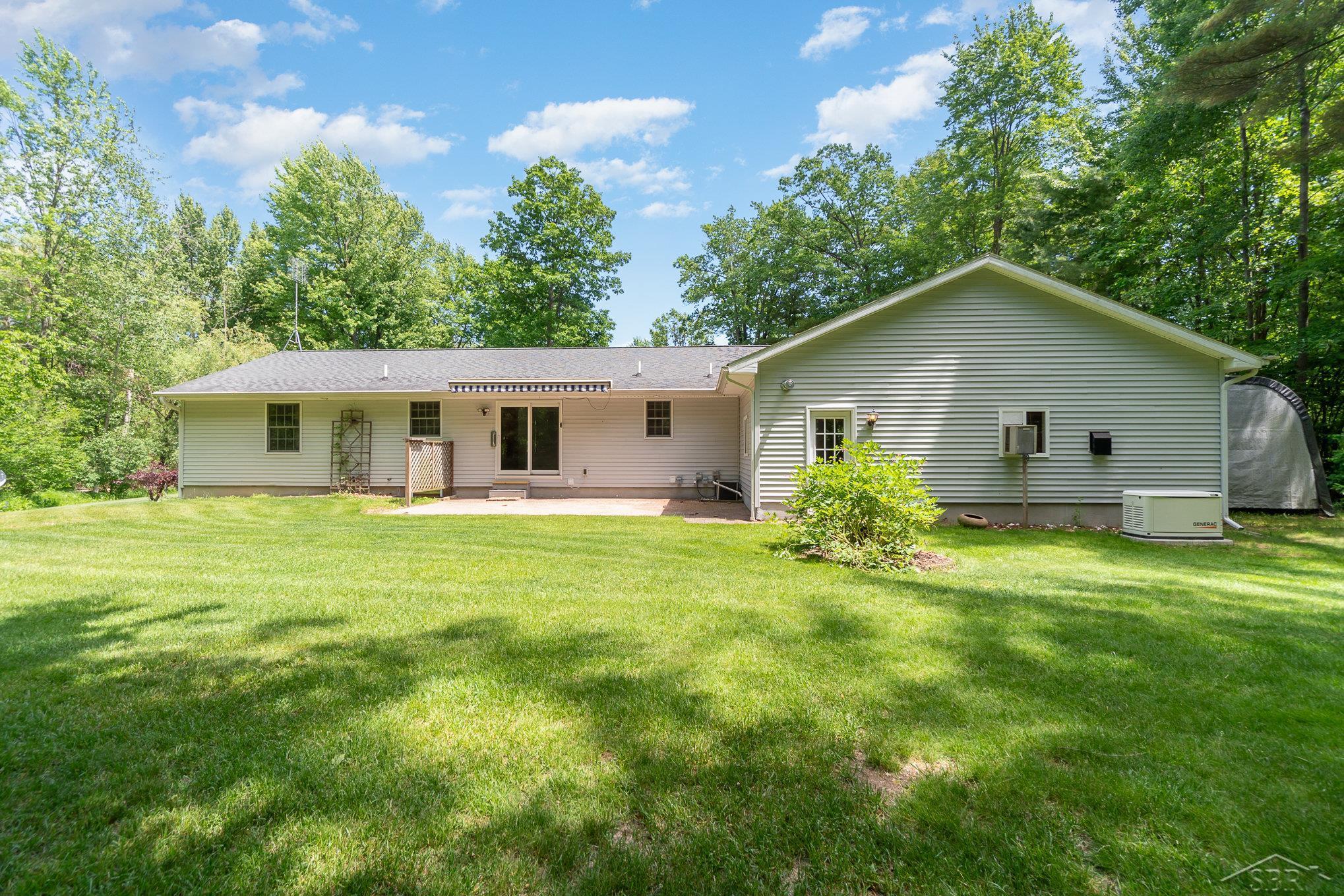 6041 North Swede Road Rhodes, MI 48652 - Photo 32 of 39