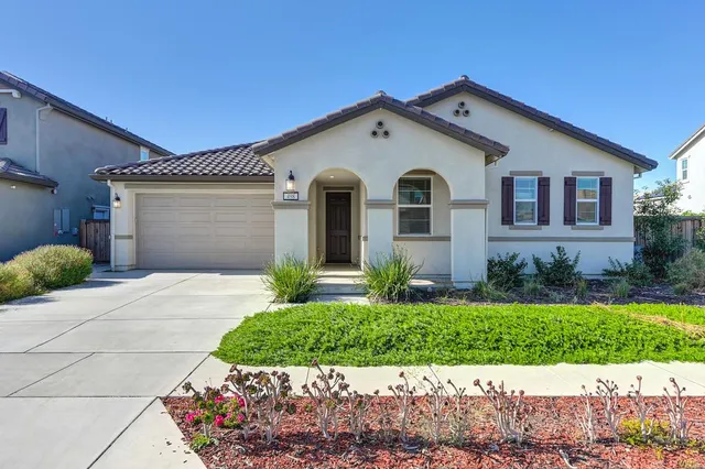 $699,000 | 498 Central Pacific Street, Lathrop, CA 95330