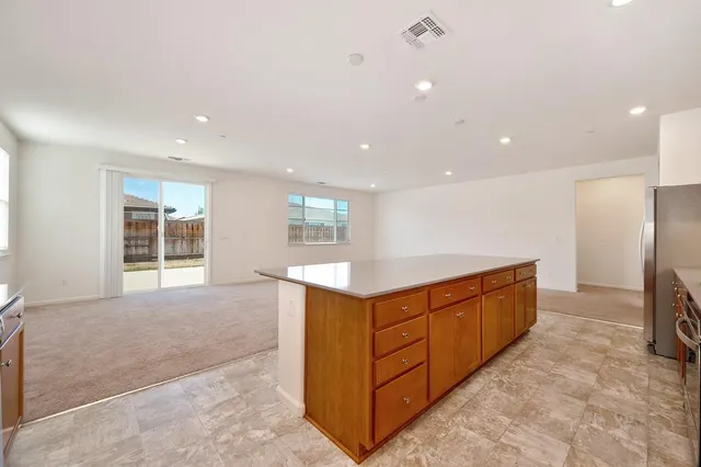 $699,000 | 498 Central Pacific Street, Lathrop, CA 95330