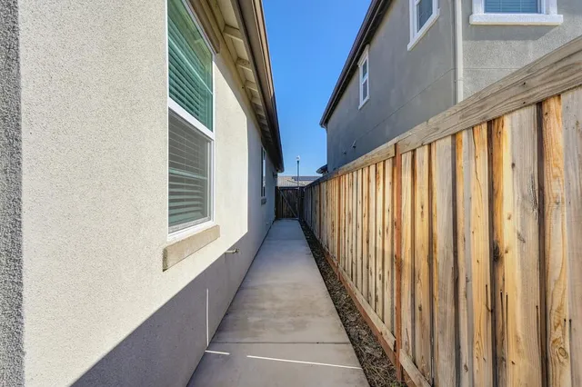$699,000 | 498 Central Pacific Street, Lathrop, CA 95330