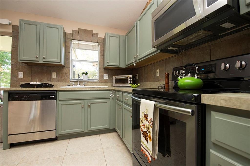 655 Southeast Ron Rico Terrace Port St. Lucie, FL 34983 - Photo 19 of 31