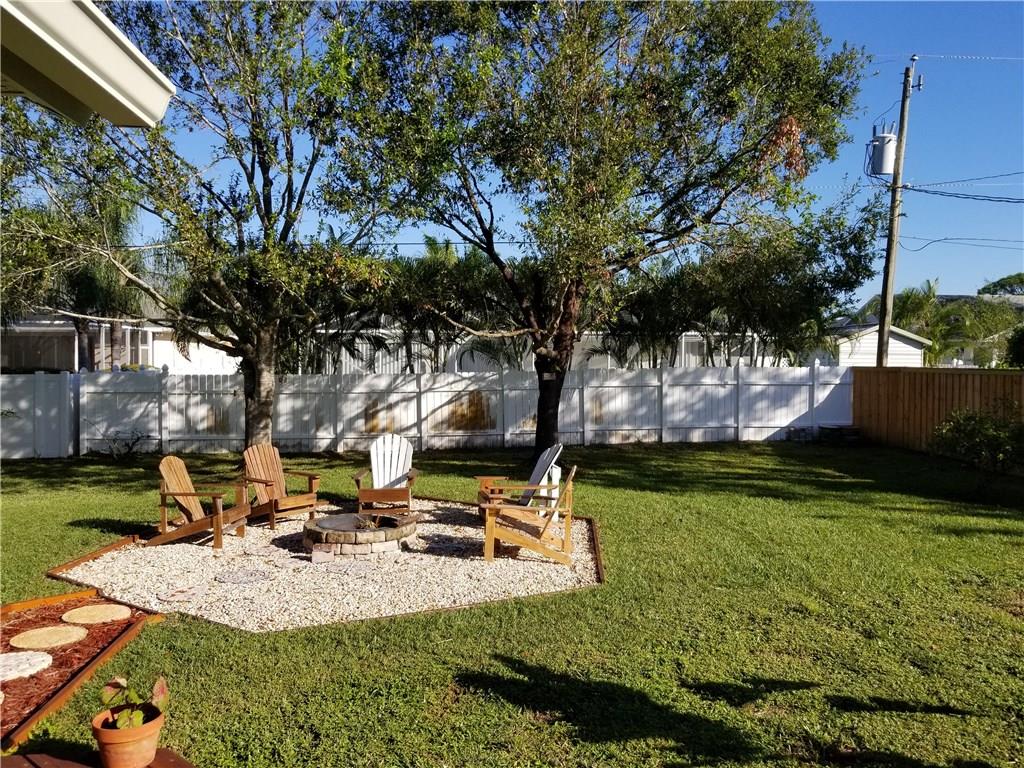 655 Southeast Ron Rico Terrace Port St. Lucie, FL 34983 - Photo 2 of 31