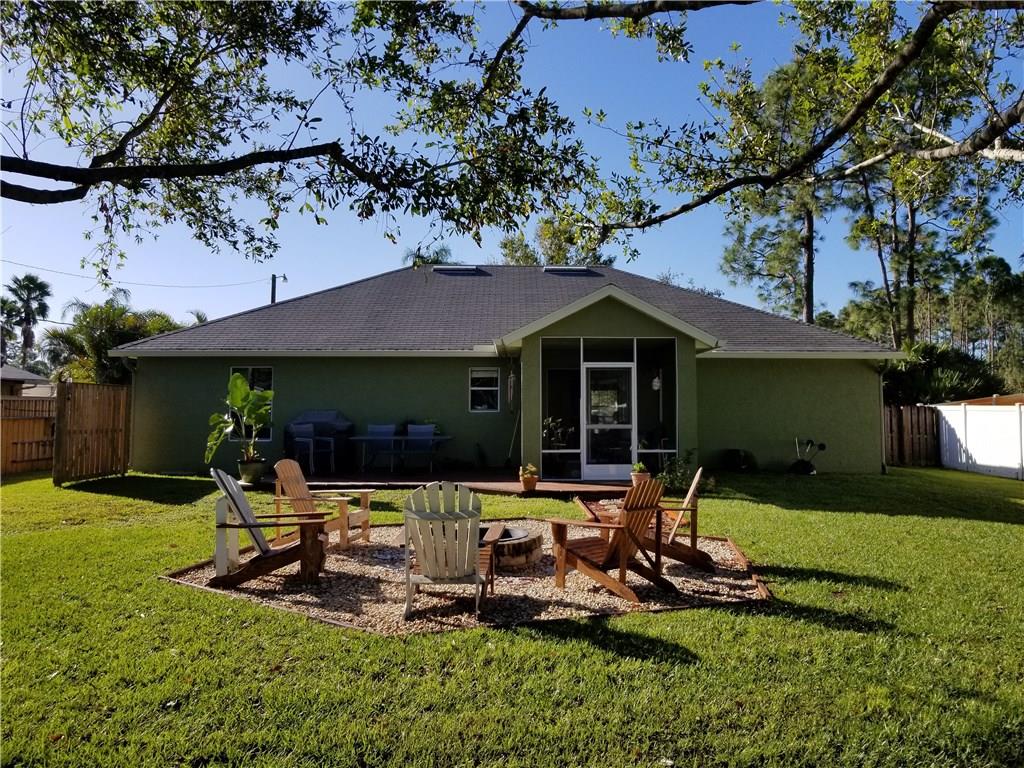 655 Southeast Ron Rico Terrace Port St. Lucie, FL 34983 - Photo 4 of 31