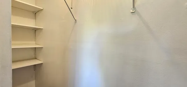 $1,250 | 3684 Pinehurst Drive, Unit EFFIENCY, Lake Worth, FL 33467