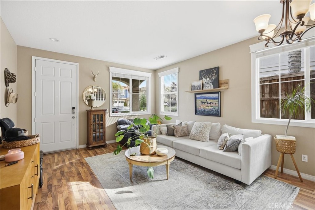 32623 Ritter Court Temecula, CA 92592 - Photo 12 of 40 a living room with furniture and a large window