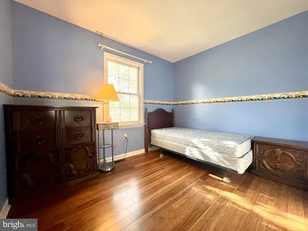 $449,900 | 917 Chowning Drive, Hummelstown, PA 17036