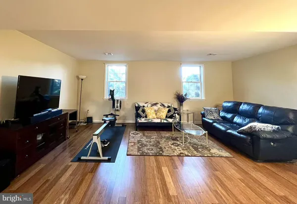 $449,900 | 917 Chowning Drive, Hummelstown, PA 17036