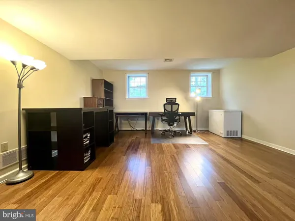 $449,900 | 917 Chowning Drive, Hummelstown, PA 17036