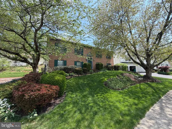 $449,900 | 917 Chowning Drive, Hummelstown, PA 17036