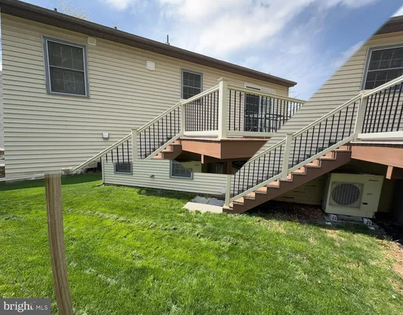 $449,900 | 917 Chowning Drive, Hummelstown, PA 17036