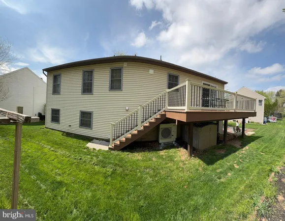 $449,900 | 917 Chowning Drive, Hummelstown, PA 17036