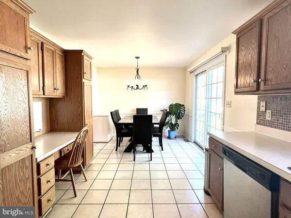 $449,900 | 917 Chowning Drive, Hummelstown, PA 17036