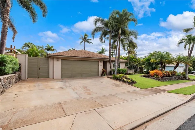 $1,399,900 | 555 Halalai Street, Kihei, HI 96753
