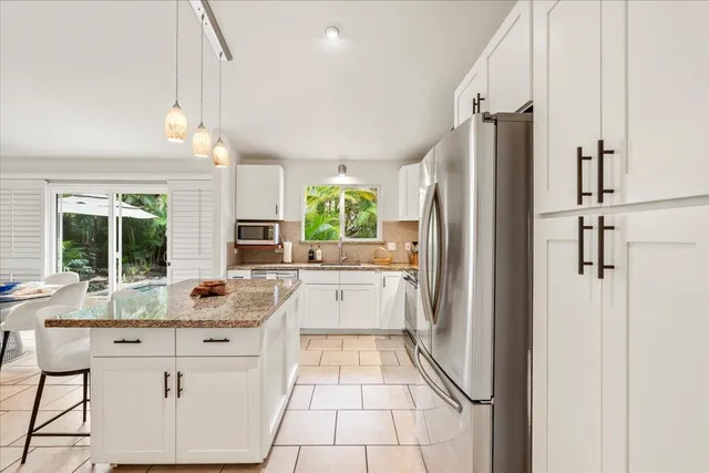 $1,399,900 | 555 Halalai Street, Kihei, HI 96753