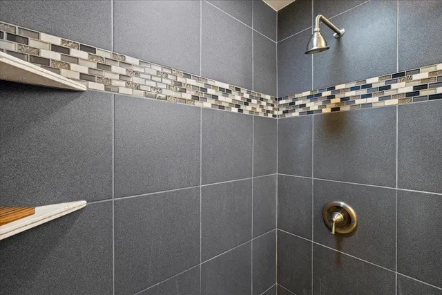 $1,399,900 | 555 Halalai Street, Kihei, HI 96753