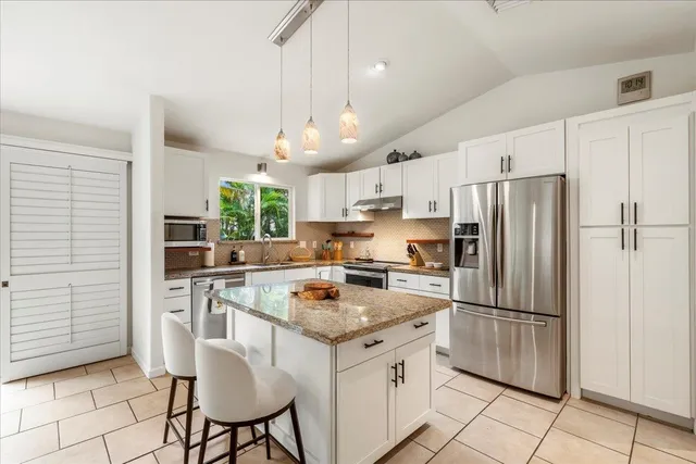 $1,399,900 | 555 Halalai Street, Kihei, HI 96753