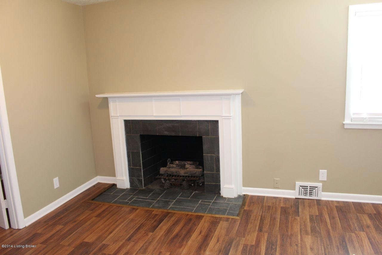 6615 Downs Branch Road Louisville, KY 40228 - Photo 13 of 37 Cozy Master BR Fireplace