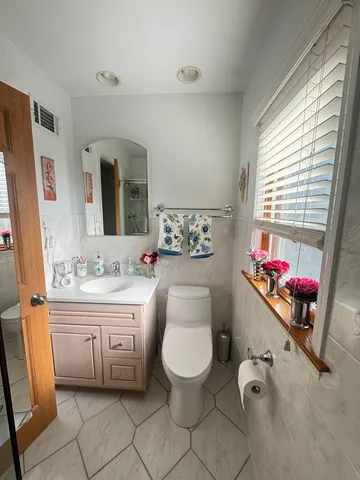 $455,000 | 7742 Kolmar Avenue, Skokie, IL 60076