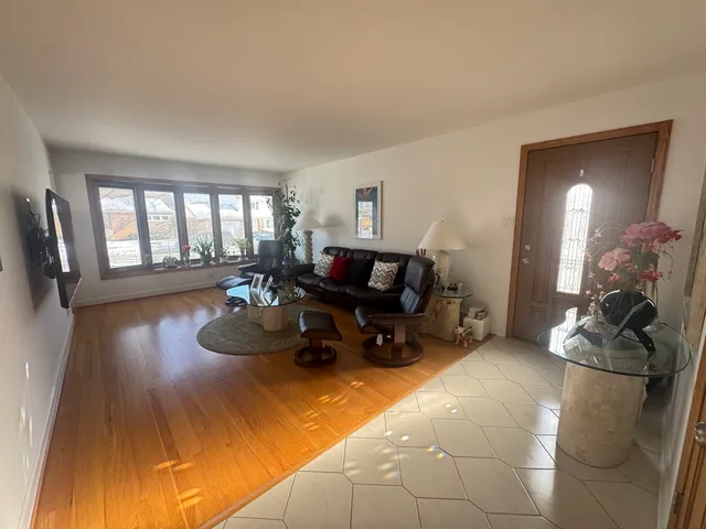 $455,000 | 7742 Kolmar Avenue, Skokie, IL 60076