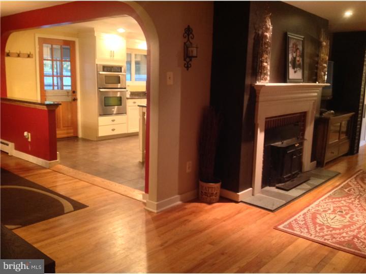41 Mount Laurel Road Hainesport, NJ 08036 - Photo 3 of 20