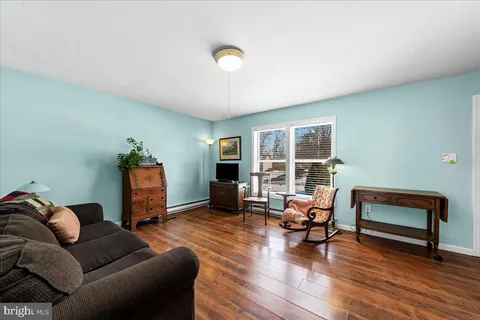 $339,000 | 594 5th Street, Oxford, PA 19363