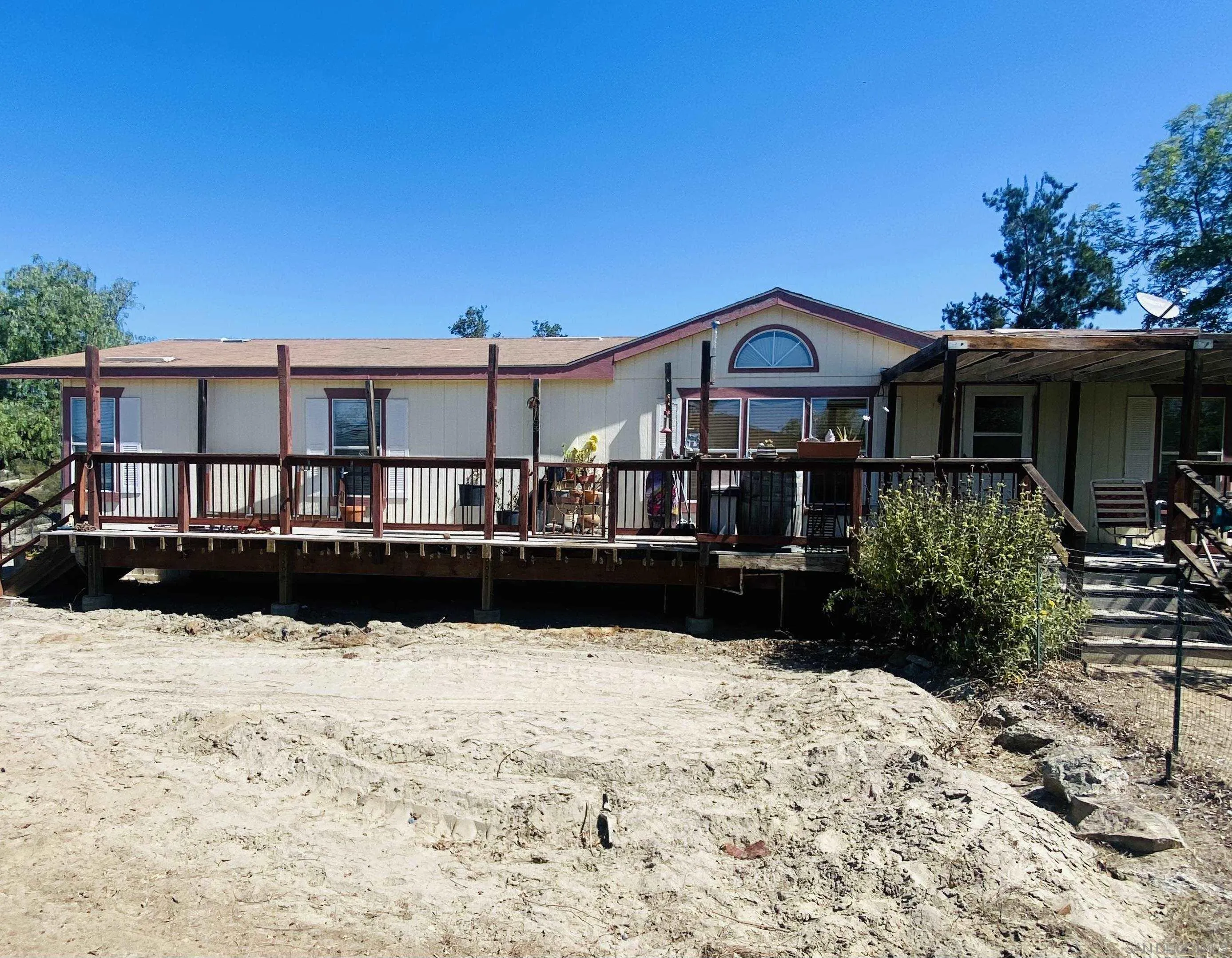 28239 Hell Creek Road Valley Center, CA 92082 - Photo 2 of 17