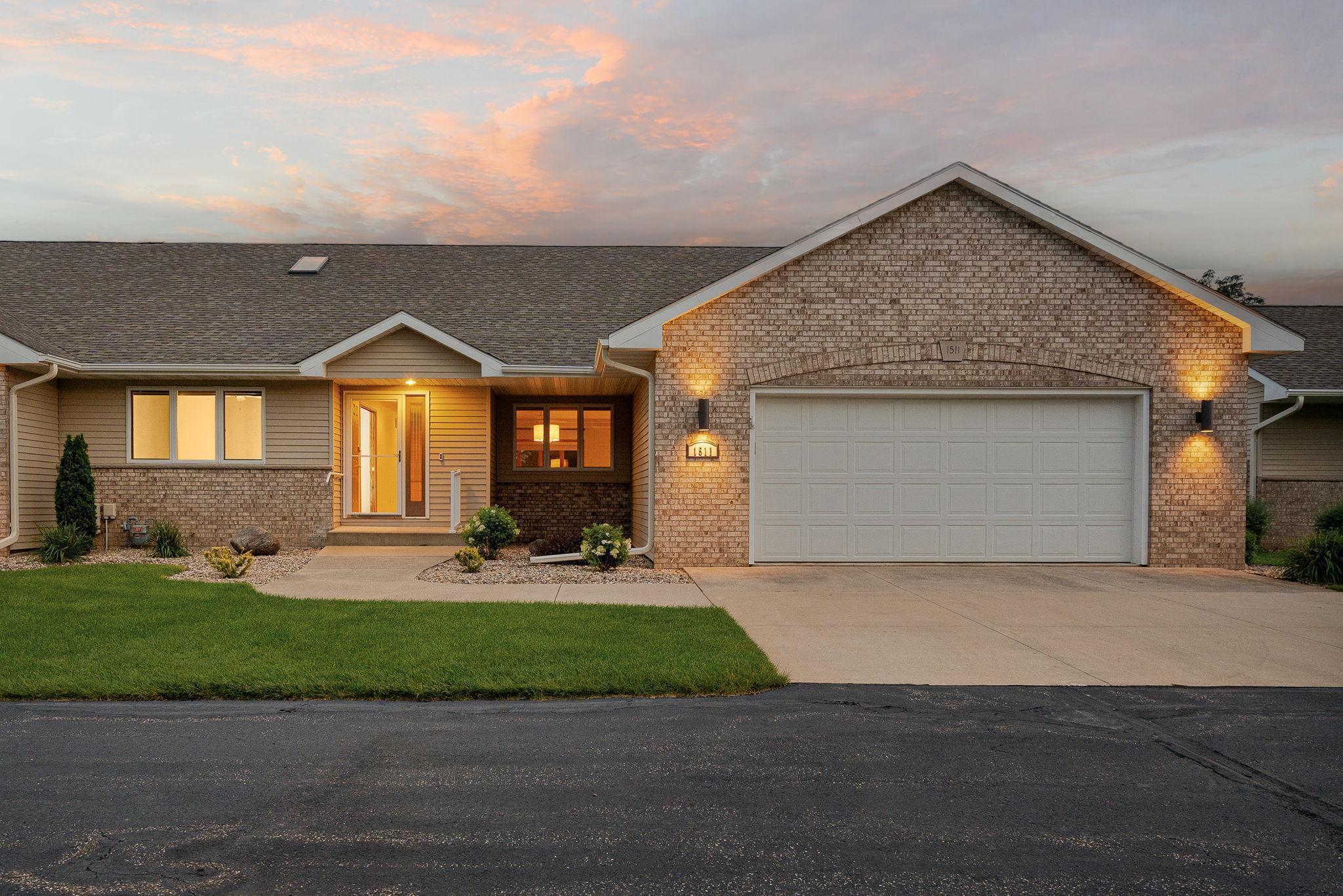 1511 16th Avenue Southwest Austin, MN 55912 - Photo 11 of 60