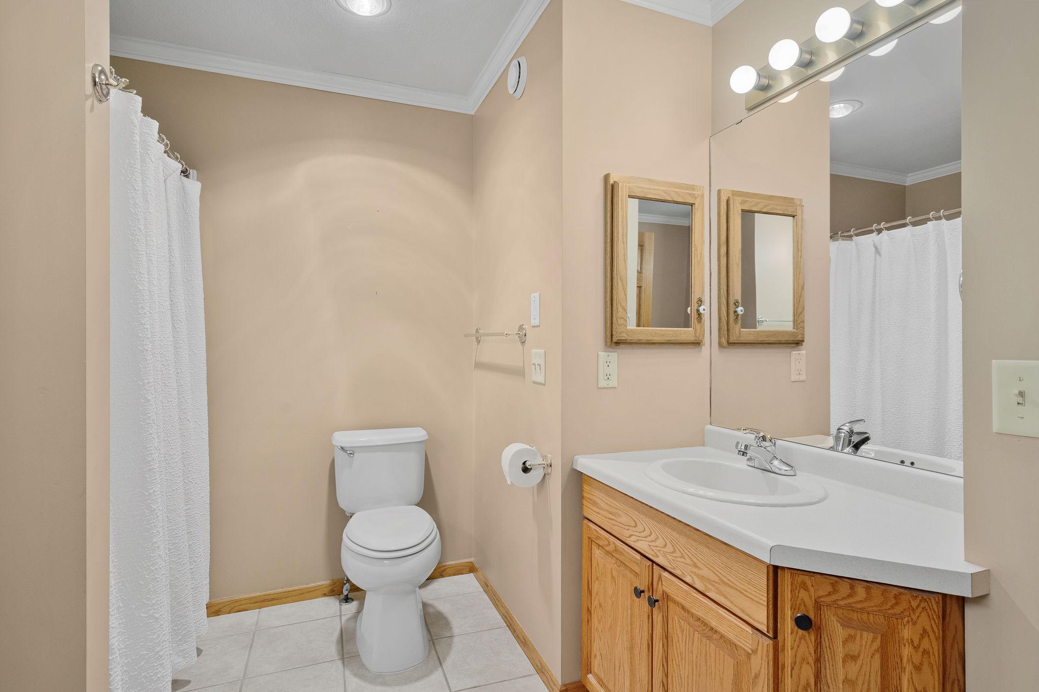 1511 16th Avenue Southwest Austin, MN 55912 - Photo 33 of 60