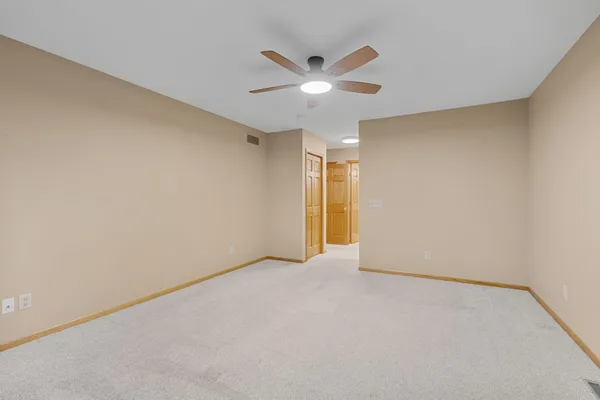$379,900 | 1511 16th Avenue Southwest, Austin, MN 55912