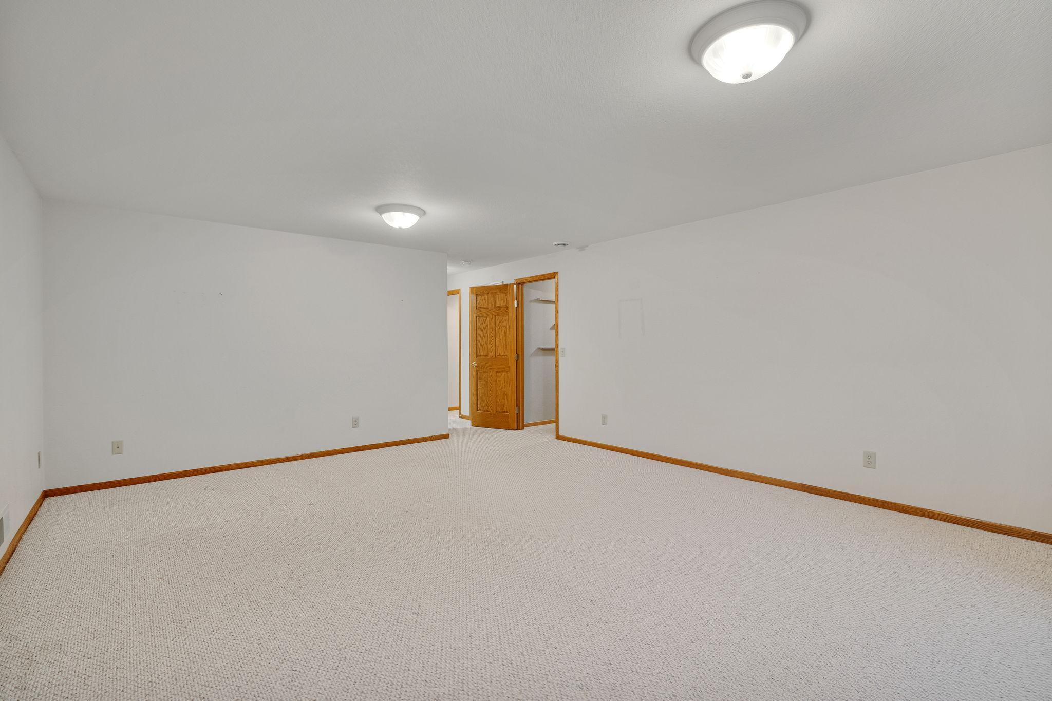 1511 16th Avenue Southwest Austin, MN 55912 - Photo 47 of 60