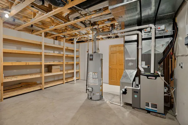 $379,900 | 1511 16th Avenue Southwest, Austin, MN 55912