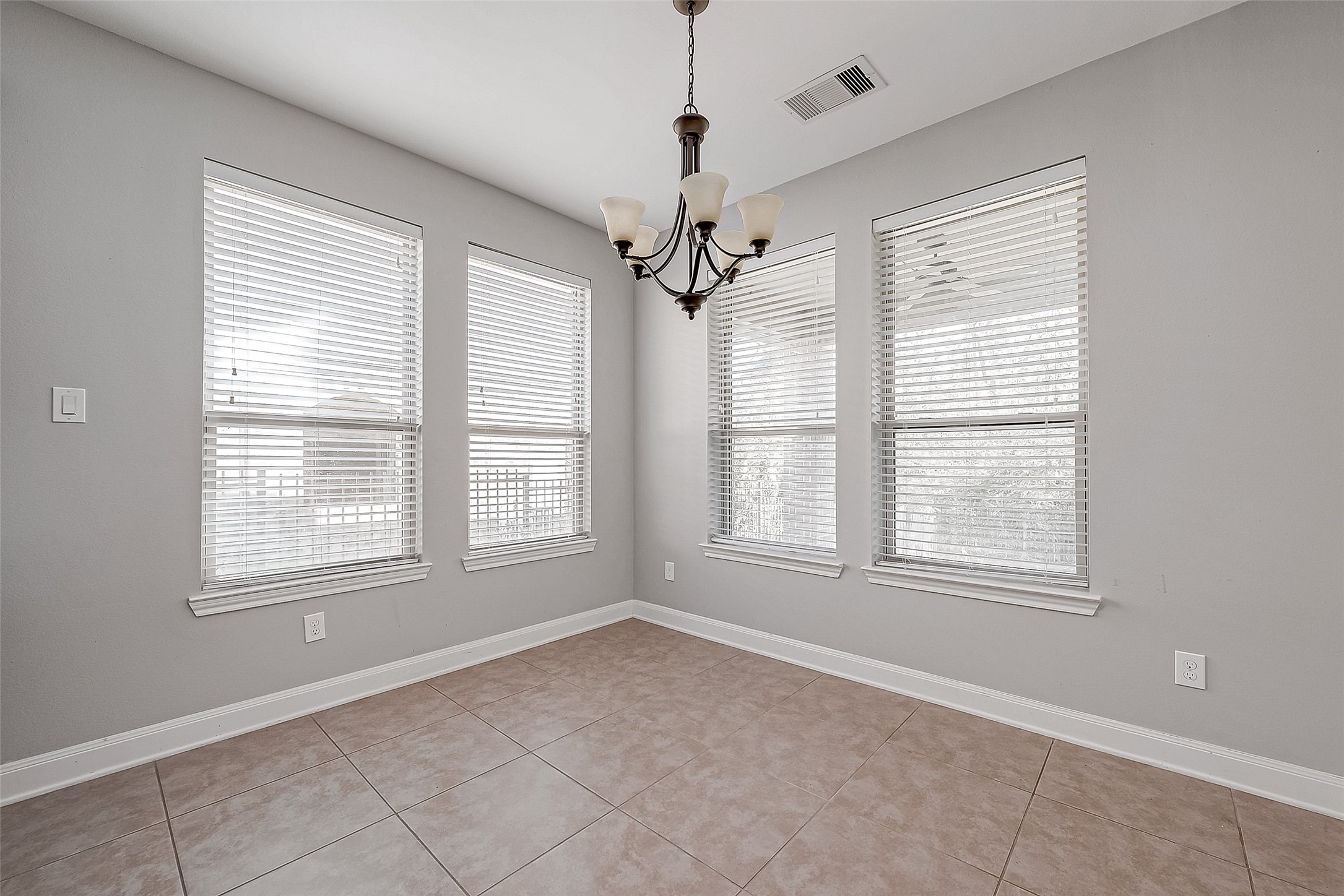 46 Sandwell Place Spring, TX 77389 - Photo 20 of 50 Gallery Image 20