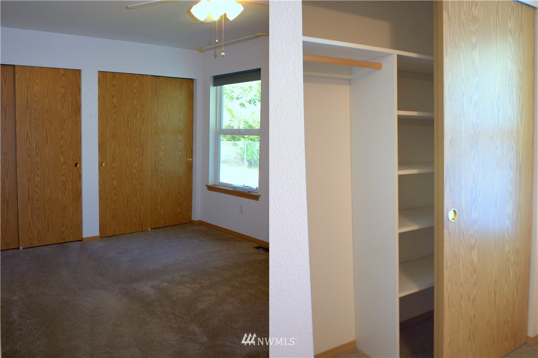 18624 Ivan Street Southwest Rochester, WA 98579 - Photo 11 of 25