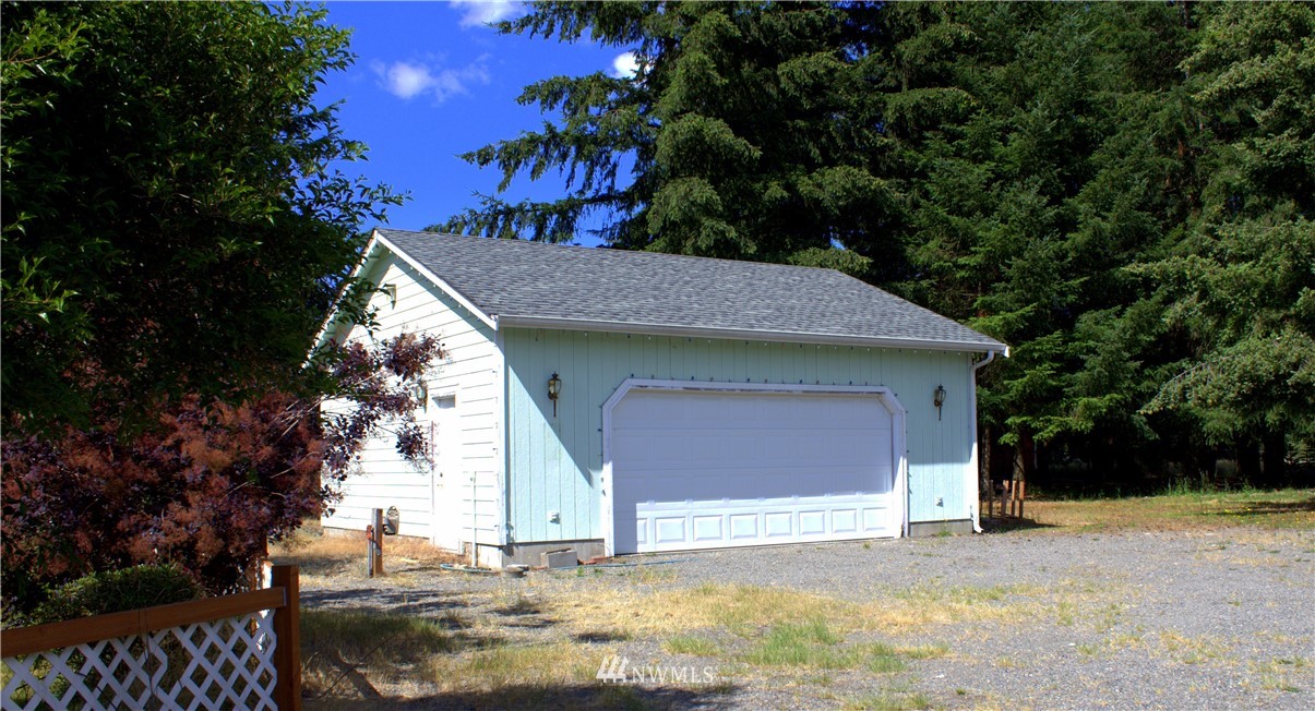 18624 Ivan Street Southwest Rochester, WA 98579 - Photo 18 of 25