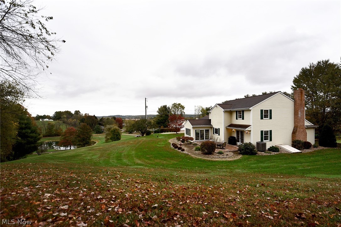 7224 Central Road Northwest Strasburg, OH 44680 - Photo 4 of 33