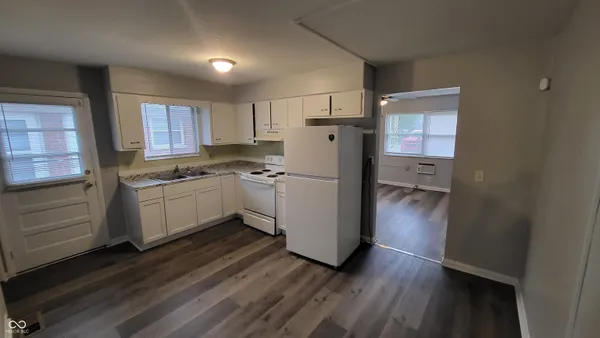 $1,025 | 6203 East 11th Street, Indianapolis, IN 46219