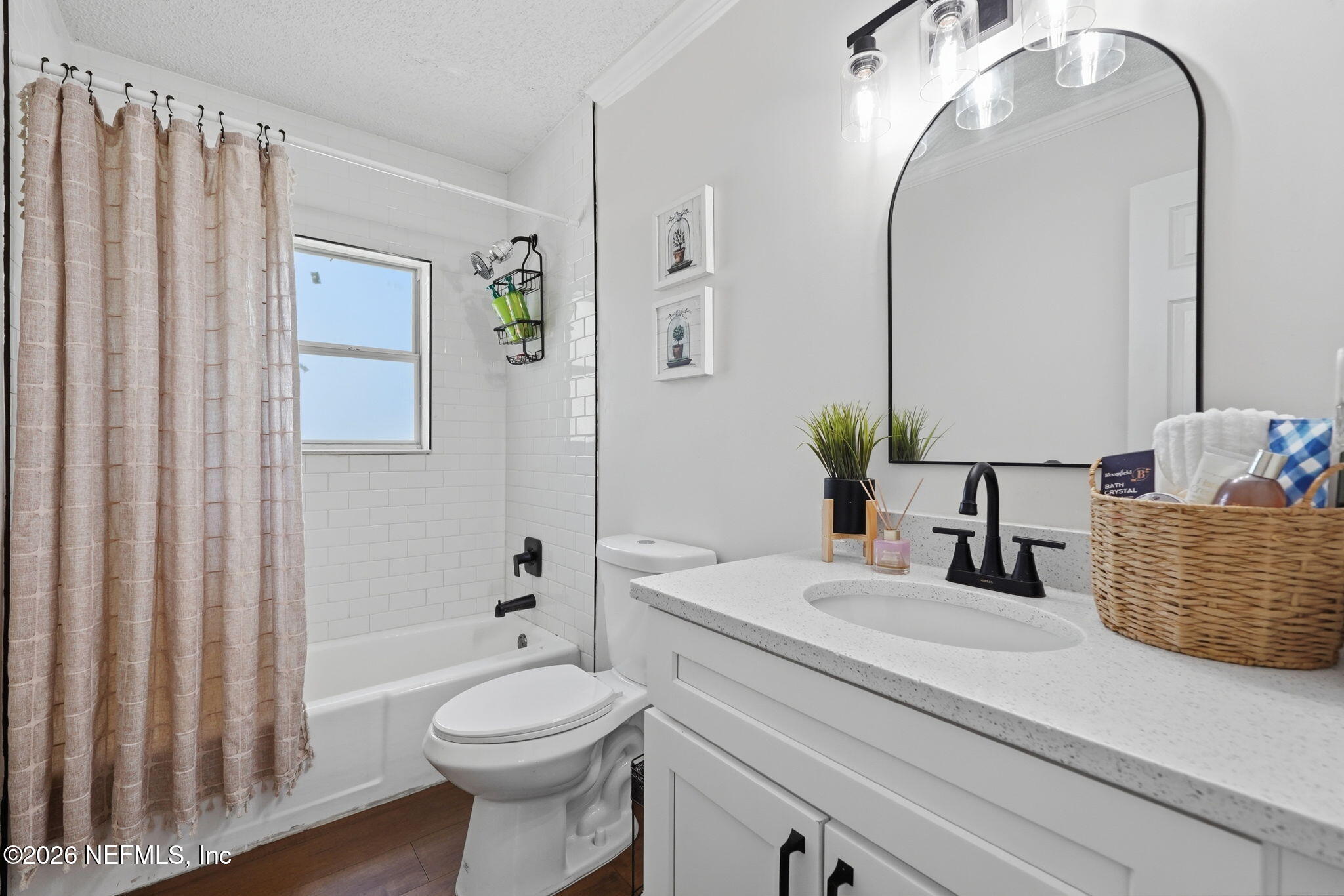 5684 Maverick Road Middleburg, FL 32068 - Photo 14 of 28 guestbath