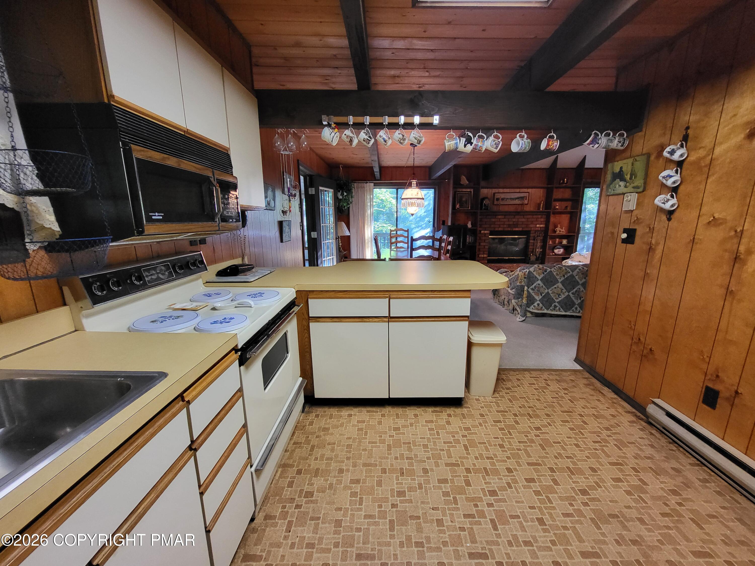 6384 Decker Road Bushkill, PA 18324 - Photo 12 of 69 20260731_173352