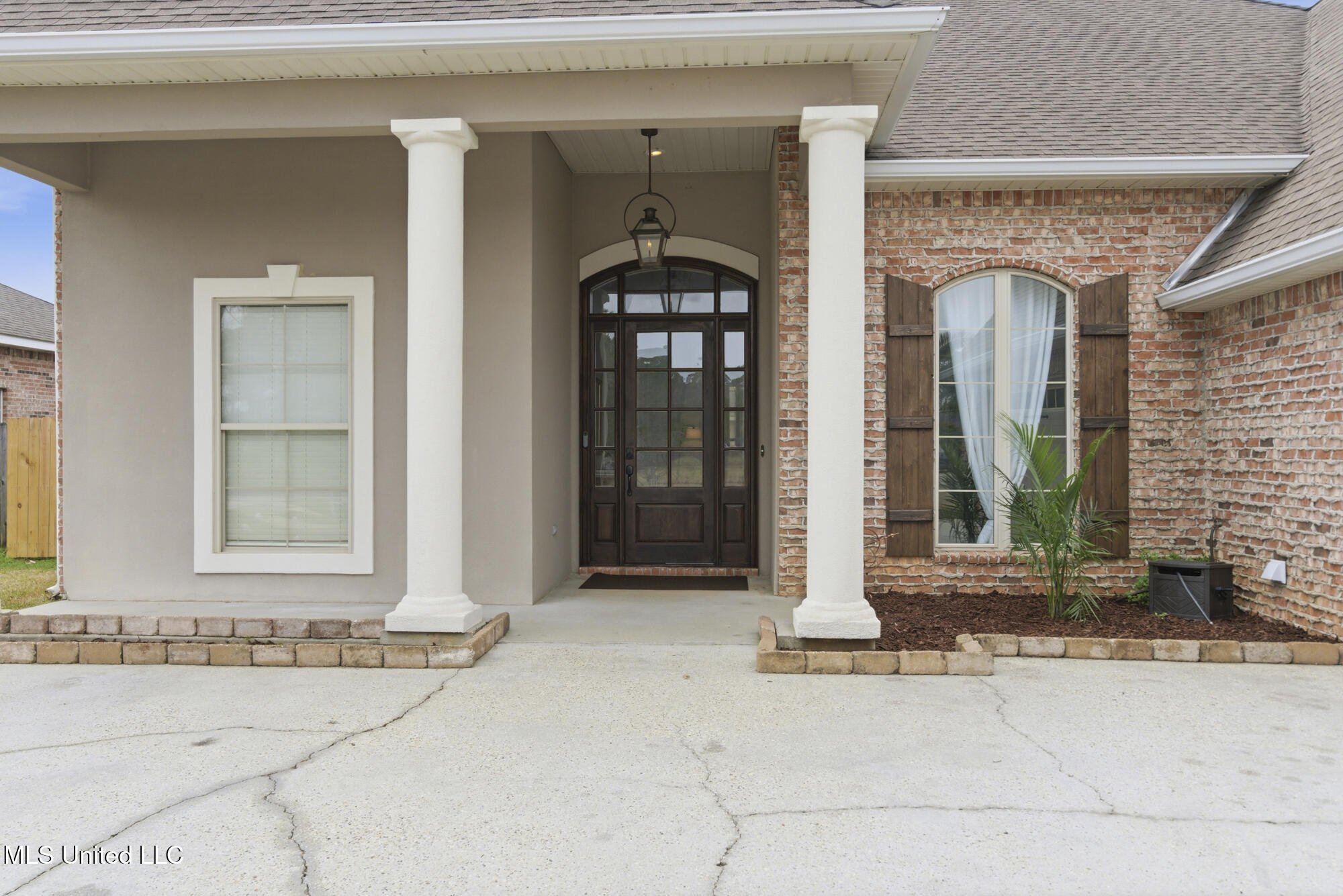 2305 Sunkist Country Club Road Biloxi, MS 39532 - Photo 7 of 36 4_ghubphoto_008