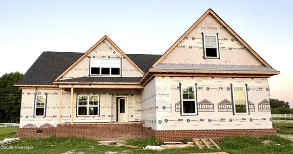 $469,900 | 7655 Sweetwater Drive, Nashville, NC 27856