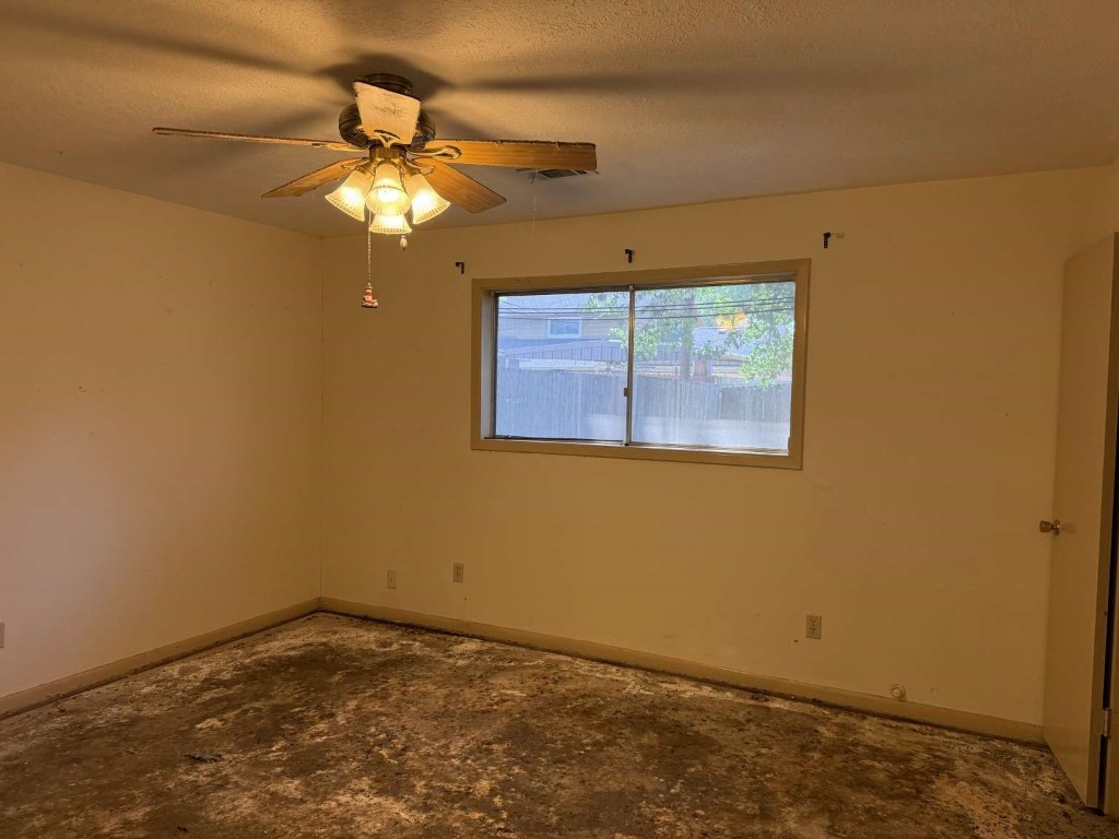2706 Burke Road Pasadena, TX 77502 - Photo 21 of 27