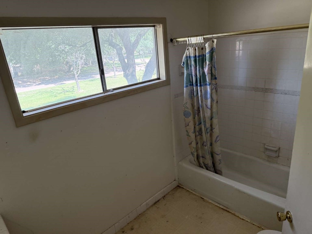 2706 Burke Road Pasadena, TX 77502 - Photo 23 of 27