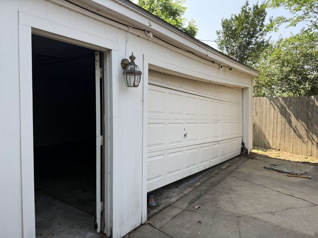 2706 Burke Road Pasadena, TX 77502 - Photo 5 of 27