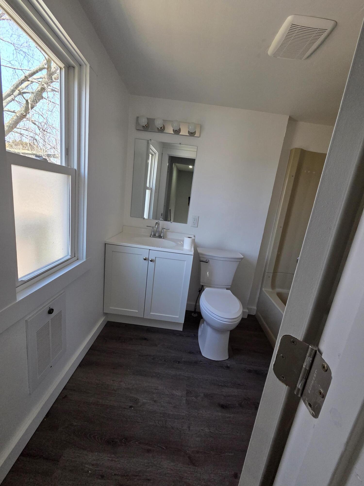 2230 South 10th Street Manitowoc, WI 54220 - Photo 19 of 31 20260421_114637