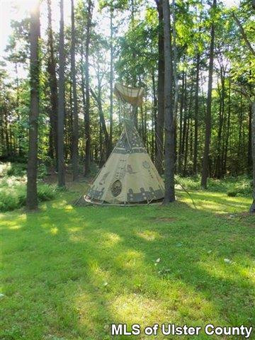 428 North Riverside Road Highland, NY 12528 - Photo 8 of 17 a view of a park