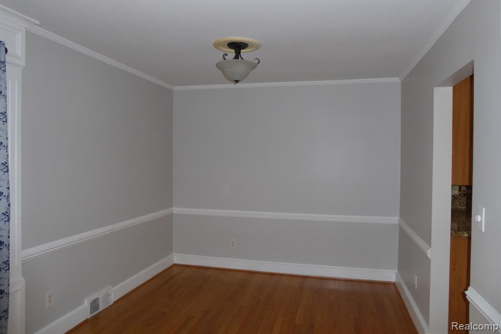 2365 Walton Boulevard Rochester, MI 48309 - Photo 23 of 40