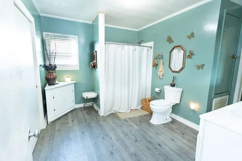 $235,000 | 25405 Raymond Highway, Jennings, LA 70546