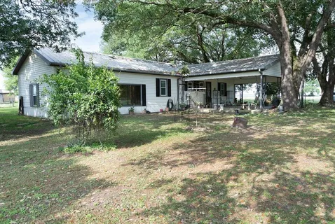 $235,000 | 25405 Raymond Highway, Jennings, LA 70546